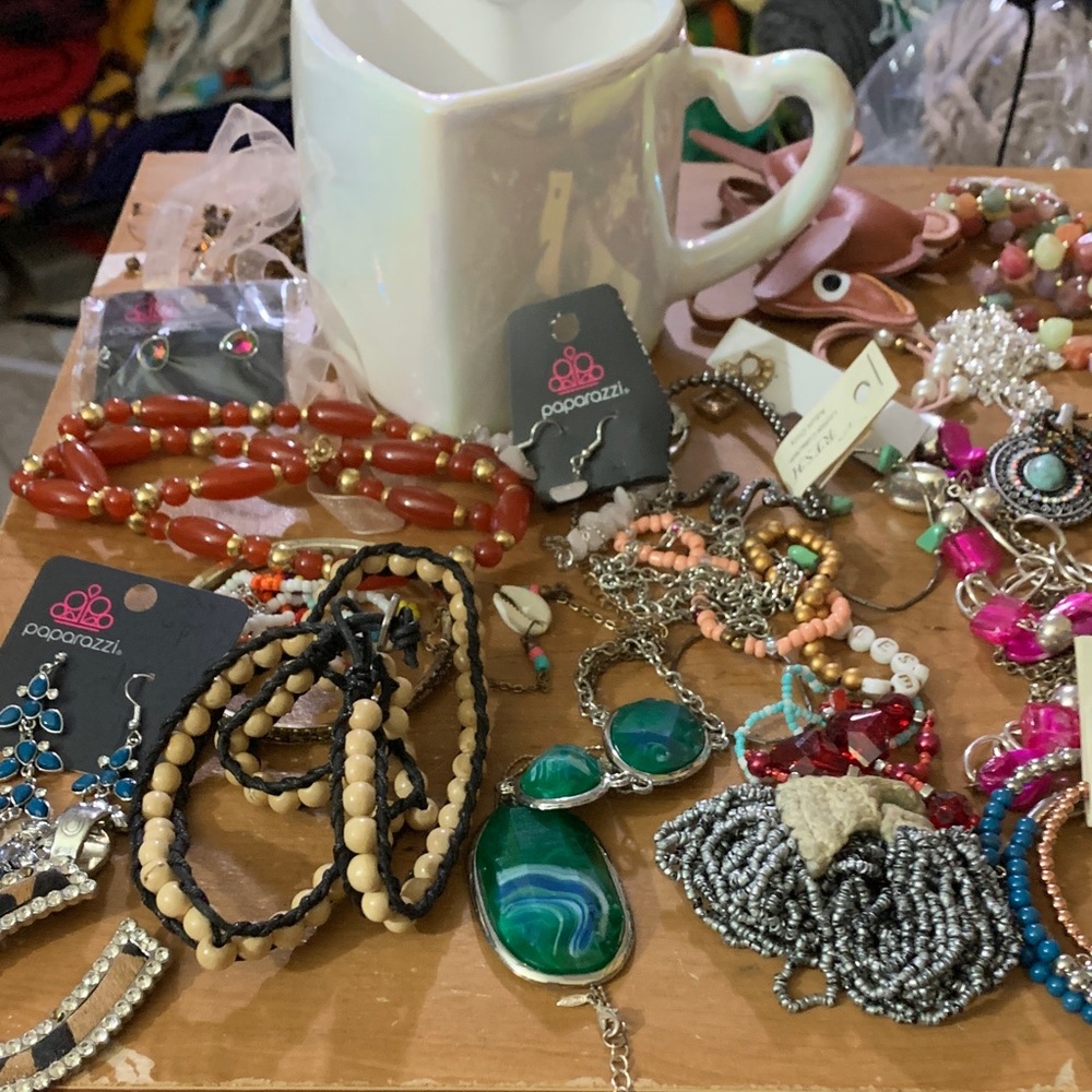 Happy Mother’s Day Assortment  Jewelry Bracelets, Necklaces, Earrings,Pendants